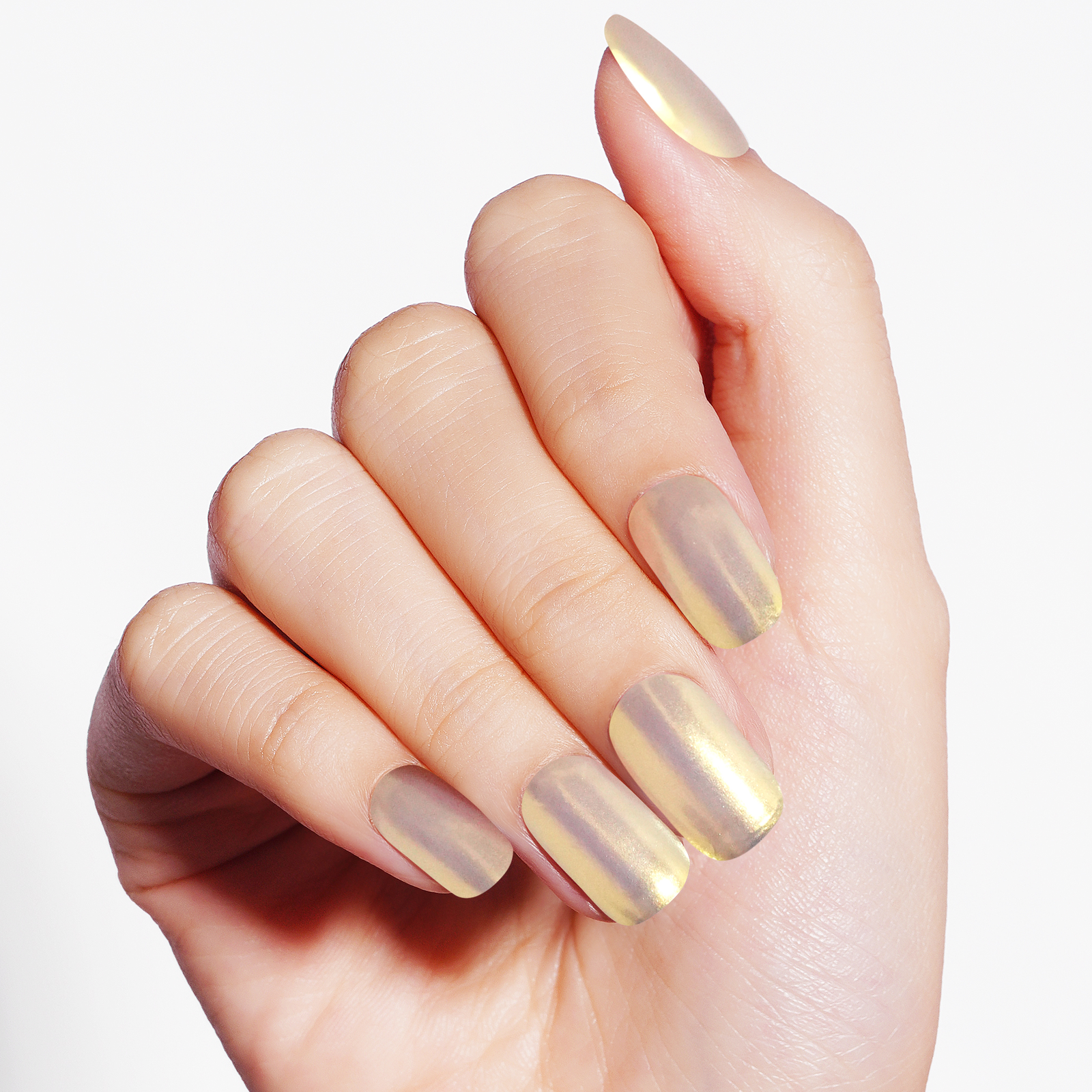 A Luxurious Gel Nail Design with Soft Golden Radiance | Gilded Aura-2867