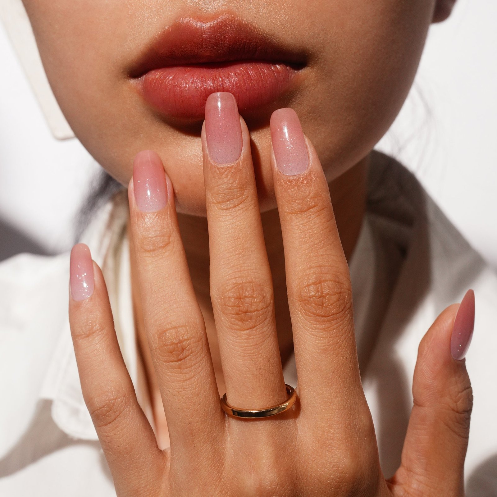 Elegant Ivory Gel Nail Strips with Soft Shimmer Pearl Finish | Ivory Dust-2913