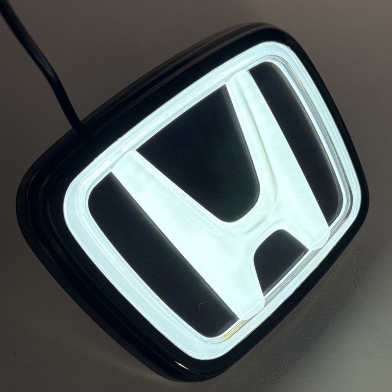Dynamic Light Up Honda Emblem Lights
